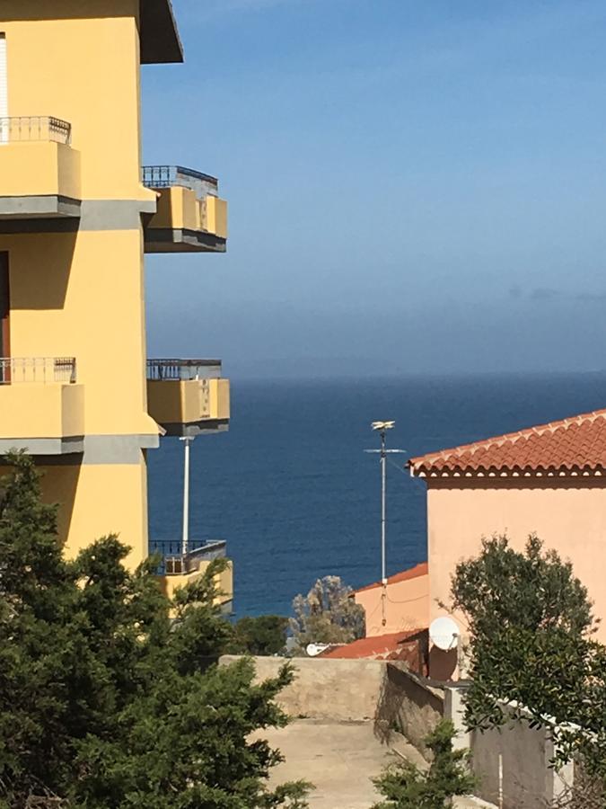 Apartment Girasole Sul Mare ,new Kitchen With Wash Disher , Air Conditioning, Garage Moto, 200 M From Centre, 300 M From ,wifi,